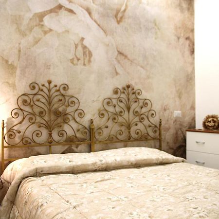 La Terrazza Camere Sansepolcro Bagian luar foto